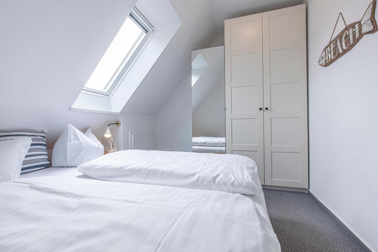 Nordic Hus Buesum Apartment Bagian luar foto