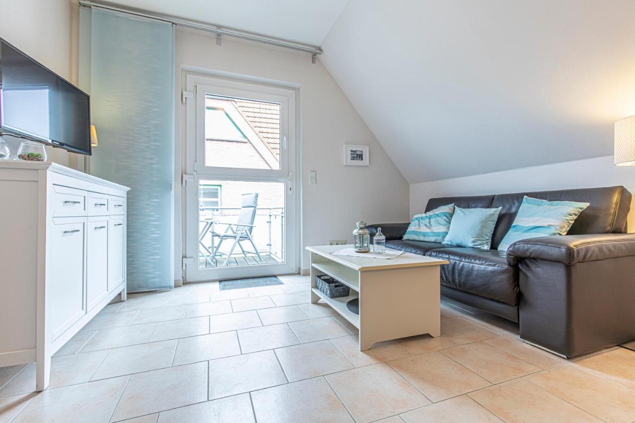 Nordic Hus Buesum Apartment Bagian luar foto