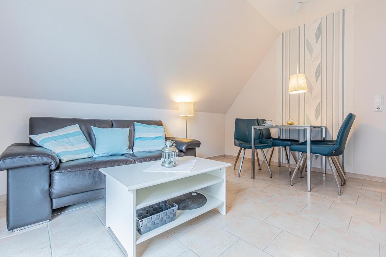 Nordic Hus Buesum Apartment Bagian luar foto