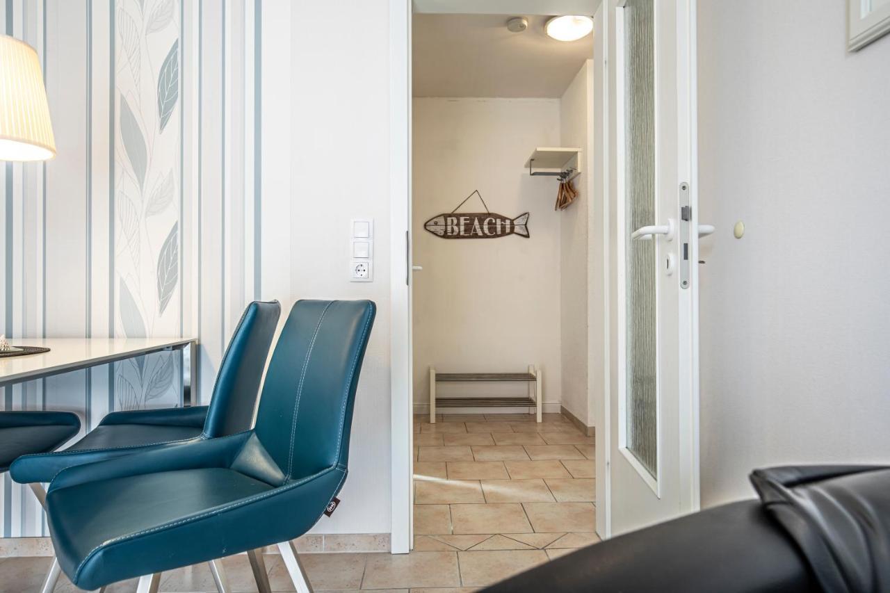 Nordic Hus Buesum Apartment Bagian luar foto