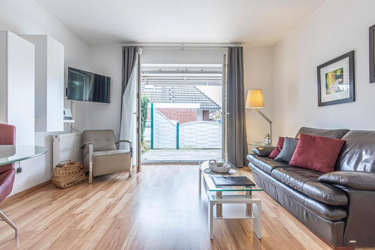 Nordic Hus Buesum Apartment Bagian luar foto