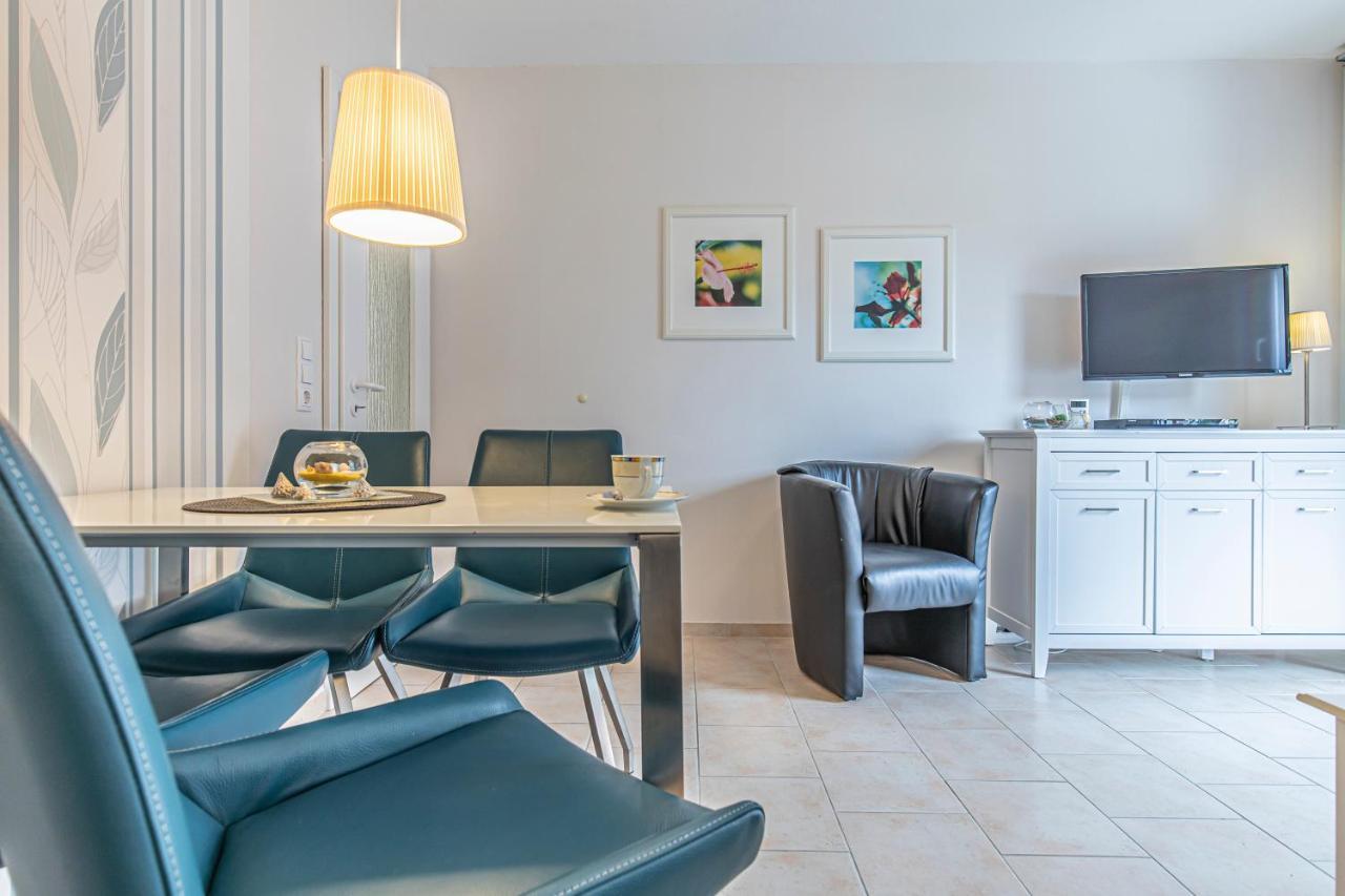 Nordic Hus Buesum Apartment Bagian luar foto