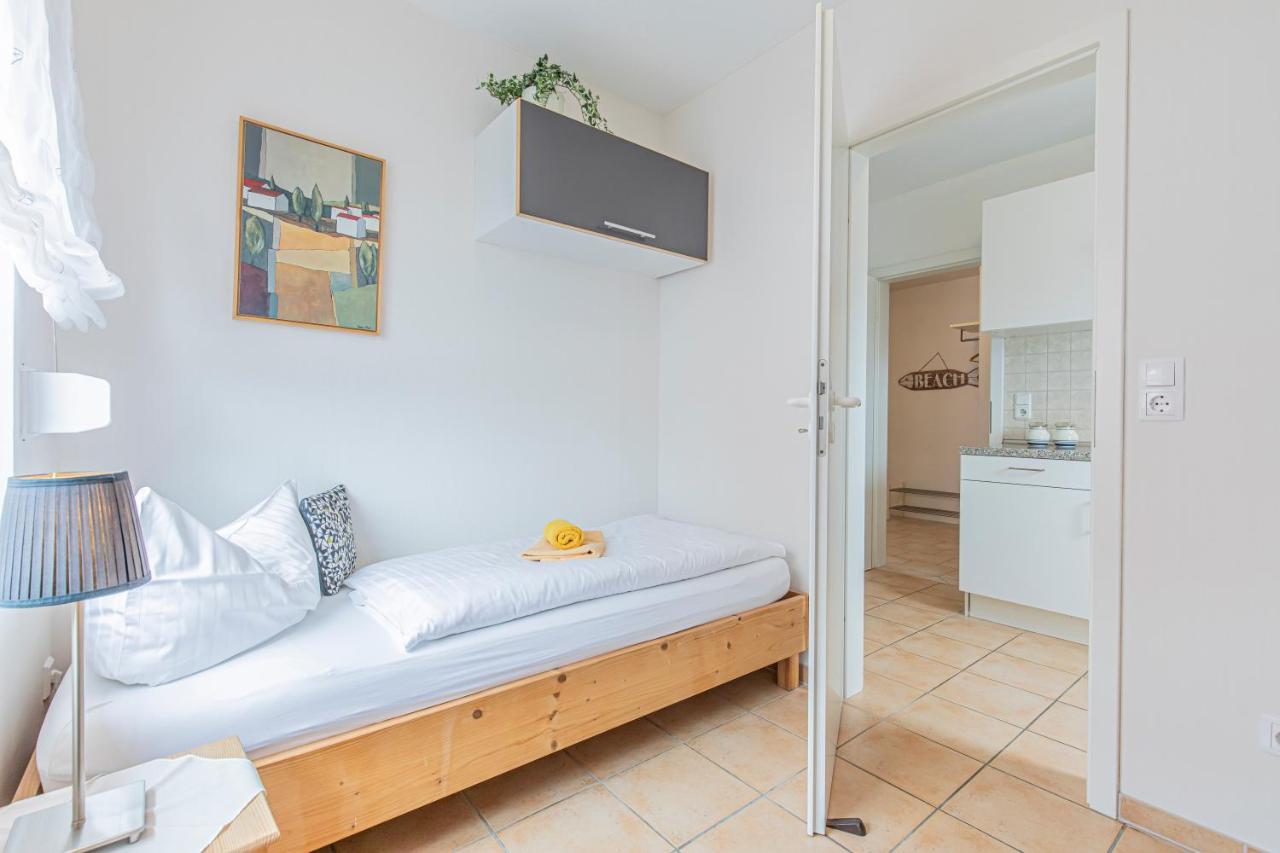 Nordic Hus Buesum Apartment Bagian luar foto