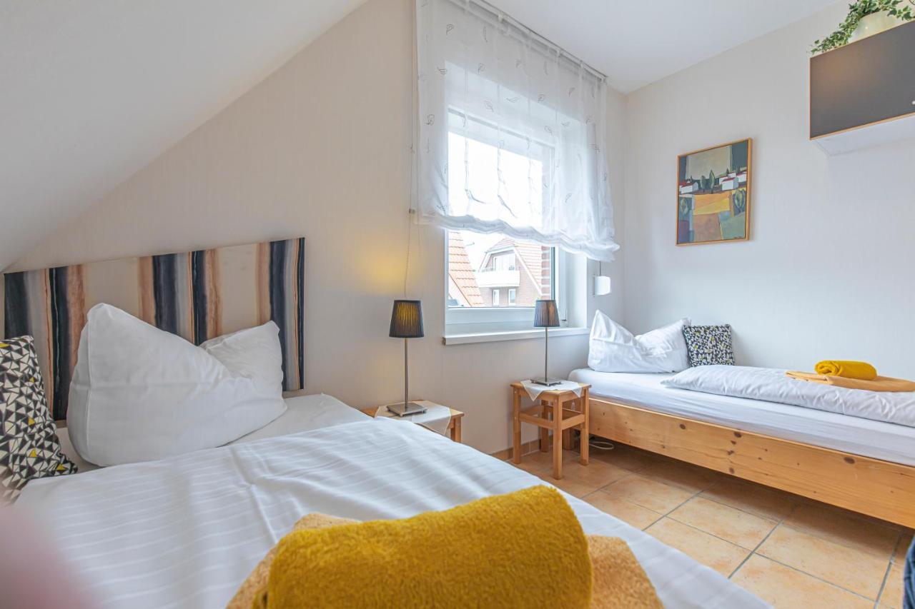 Nordic Hus Buesum Apartment Bagian luar foto